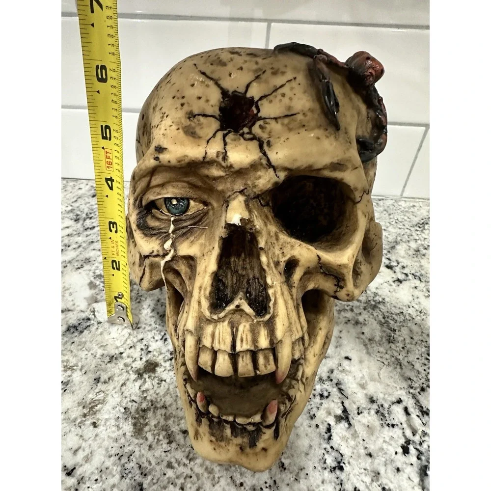 Vampire Skull Halloween‎ Scorpion Hole In Forehead Scary Prop Resin Piggy Bank
